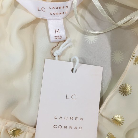NWT LC LAUREN CONRAD Beige Gold Print Tie Back Collar Short Sleeve Shirt - Picture 2 of 11